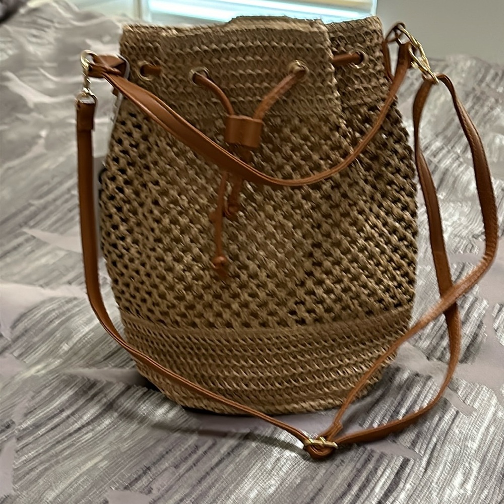 Never used Olives Straw bucket bag